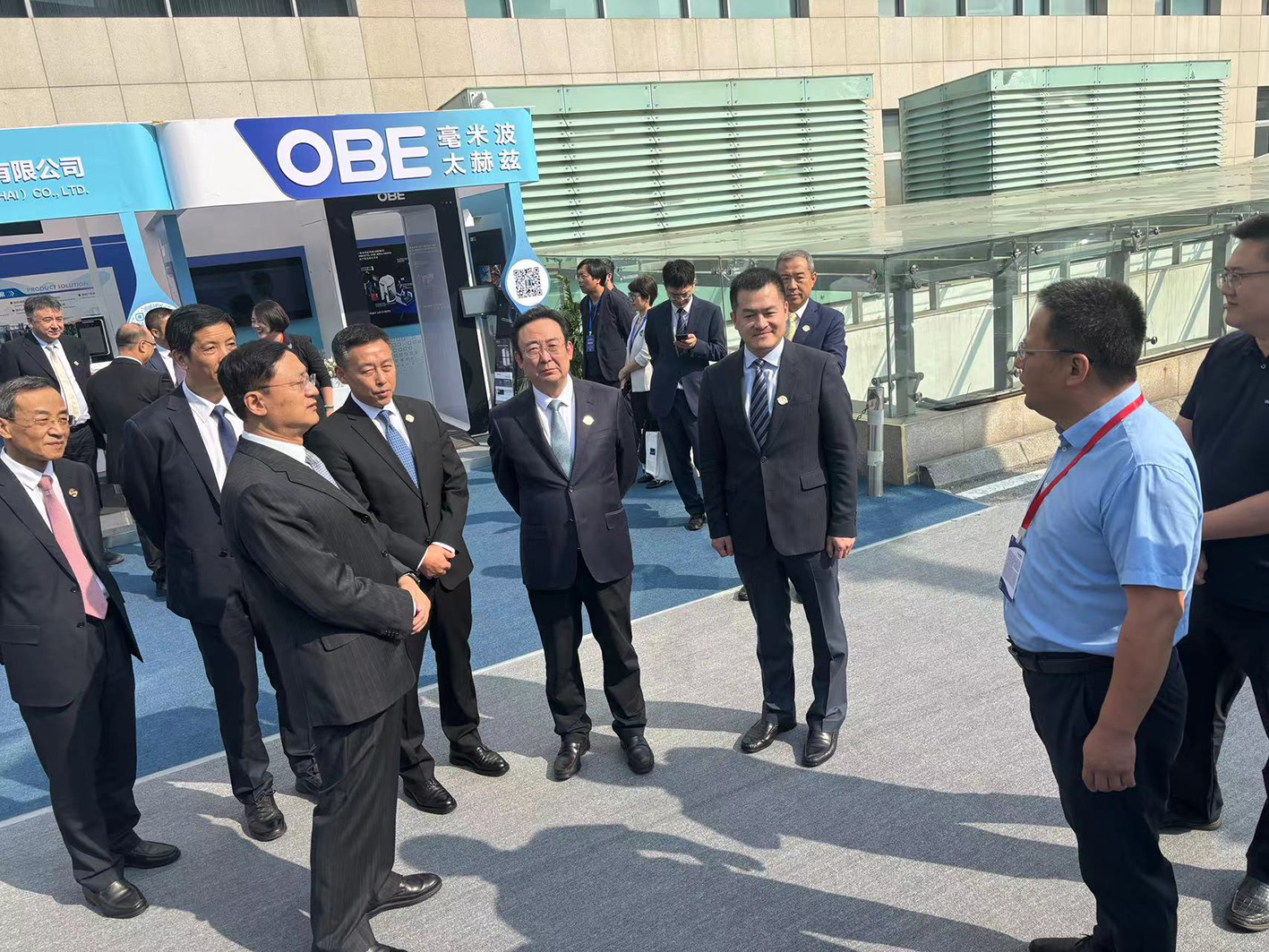 北京市常務(wù)副市長，民航局副局長胡振江，首都機場集團董事長王長益，首都機場集團總經(jīng)理劉春晨,國航副總裁閆飛,首都機場集團副總閻欣4.jpg
